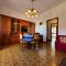 Apartment at few steps from the lake - Larihome A16