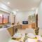 Sunny Maltese townhouse Madonnina Kalkara - Happy Rentals