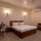 VITS Select Casuarina Diveagar