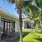 Starlight Villa Beach Resort