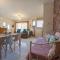 Estell’s sweet luxury house
