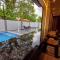 LYL Jaccuzi Private Pool House - 16PAX - Ipoh
