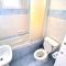 2Br Apt Coastal Comfort with Internet Access - لارنكا