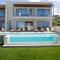 Star Luxury Villa I Heated pool, gym & playground - Kato Daratso