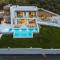 Star Luxury Villa I Heated pool, gym & playground - Kato Daratso