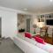 Smiling Sparrows 1 and 2 Bedroom Villas - 乌代浦