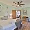 Blueberry Hill Escape Pet Friendly HotTub Fire pit