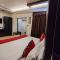 Divan Clarks Inn Goa