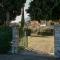 Borgo Degli Ulivi shared pool - 200m lake - Happy Rentals