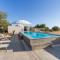 Demetra, moderne Villa mit Pool und Meerblick