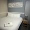 Becky's Lodge - Strictly Single Adult Room Stays - No Double Adult Stays Allowed - Solihull