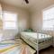 Charming University Heights Home - 克利夫兰