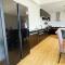 Spacious Private Villa Modern Style near beach