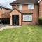 Impeccable 3-Bed House in Walsall - 沃尔索尔