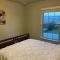 Lush 4BR, Large Bckyd, Hot Tub (Tal) - Helotes