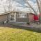 Mid-Century Style And Class In Quiet NE Location - Cedar Rapids