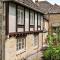 Entire Cottage in Centre of Burford, Cotswolds
