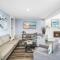 Charming 2 Story and 4 Bedroom Home on the Boardwalk - شاطئ نيوبورت