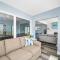 Charming 2 Story and 4 Bedroom Home on the Boardwalk - شاطئ نيوبورت