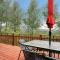 Huge 5 Bedroom Modern Cabin wHot Tub, Deck, WiFi