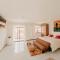 Suite Hotel Romanos