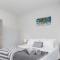 Adeles Apartment with Pool, 5 minutes walk to the beach