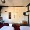 FARRIERS ARMS