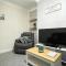 Cosy home, family & contractor friendly 4 bedroom near Leeds centre, sleeps 7 - Leeds