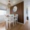 64, Charming Nature Retreat, Near Efteling, with Private Parking & Garden