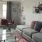 Stunning 2 Bedroom Flat Next to Victoria Hospital - فايف