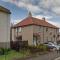 Stunning 2 Bedroom Flat Next to Victoria Hospital - Fife