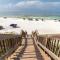 Palms of Seagrove D5, Steps to the Beach, Sleeps 4, Pool, 2 bikes and 5 mins from Seaside - Seagrove Beach