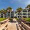 Palms of Seagrove D5, Steps to the Beach, Sleeps 4, Pool, 2 bikes and 5 mins from Seaside - Seagrove Beach