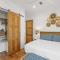 Salt & Light - 5 BR, Sleeps 18, Gulf & Lake Views, Game Room & Bikes - Seagrove Beach