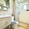 Youth City Residence Family Suite KLIA AEON Mall Nilai USIM