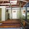 Family, Pet Friendly Sechelt Waterfront Home, Beach Access, Sleeps 14