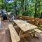 The Bear Foot Lodge by AvantStay Game Room Deck BeachLake Access - Albrightsville