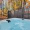 The Fox Chalet AvantStay Private Hot Tub Deck - Albrightsville