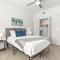 CozySuites Glendale by the stadium with pool 16 - 格伦代尔