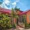 Yellow Star Hostel