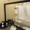 Holiday Inn Express Hotel & Suites Salisbury - Delmar by IHG