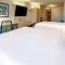 Holiday Inn Express Hotel & Suites Salisbury - Delmar, an IHG Hotel - Delmar