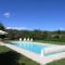 Restful Villa in Largenti re with Swimming Pool - Montréal