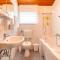 Two-Bedroom Apartment In Nemira