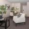 Prime Spacious 2 BR Apt, Burj Khalifa & Canal View - Scala Tower - Дубай