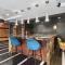 CozySuites Mill District with pool, gym #01