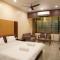 Hotel New Sagar Priya !! Beachfront with Swimming Pool !!