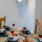 VIBES by Beds and Company - 51st Floor, Full Sea View - Dubaj