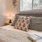 Elora’s Irvine River Suite