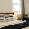 Delightful 2 bed town centre house, sleeps 4